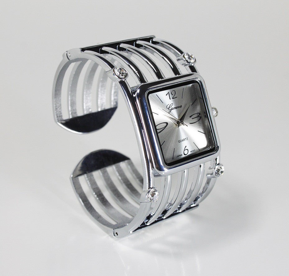 Silver Bangle Watch Geneva Crystal Bezel Women's Fashion Silver Bangle Watch Geneva Crystal Bezel Women's Fashion